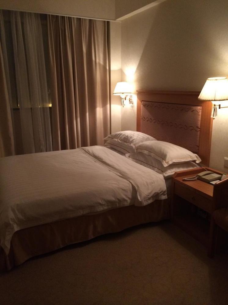 Garden Hotel Shantou Buitenkant foto